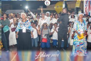 FJ0A0071 Copie 2048x1365 1 300x200